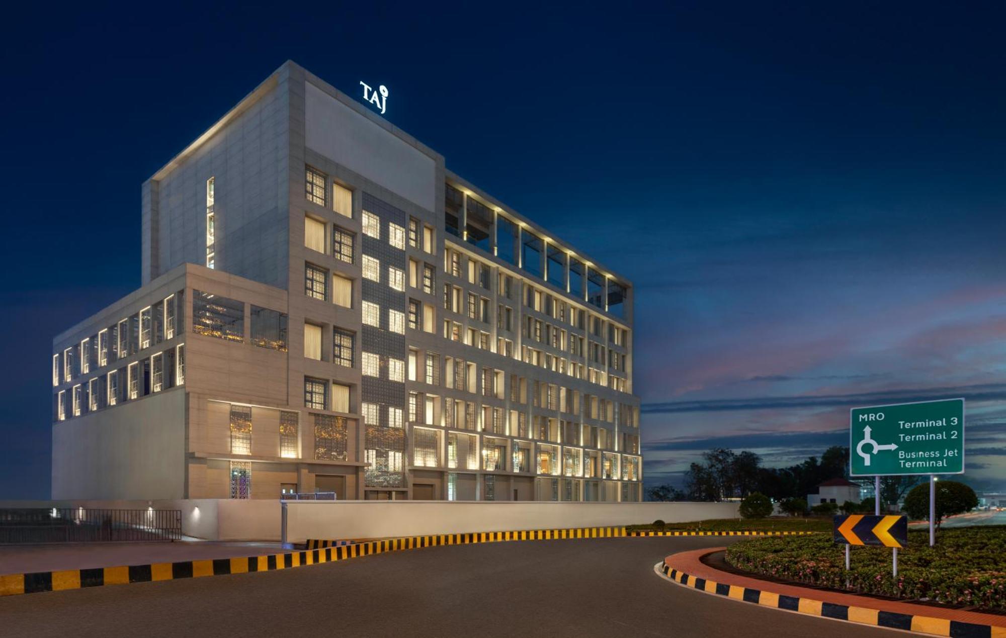 Taj Cochin International Airport, Kerala Hotel Kochi Exterior photo
